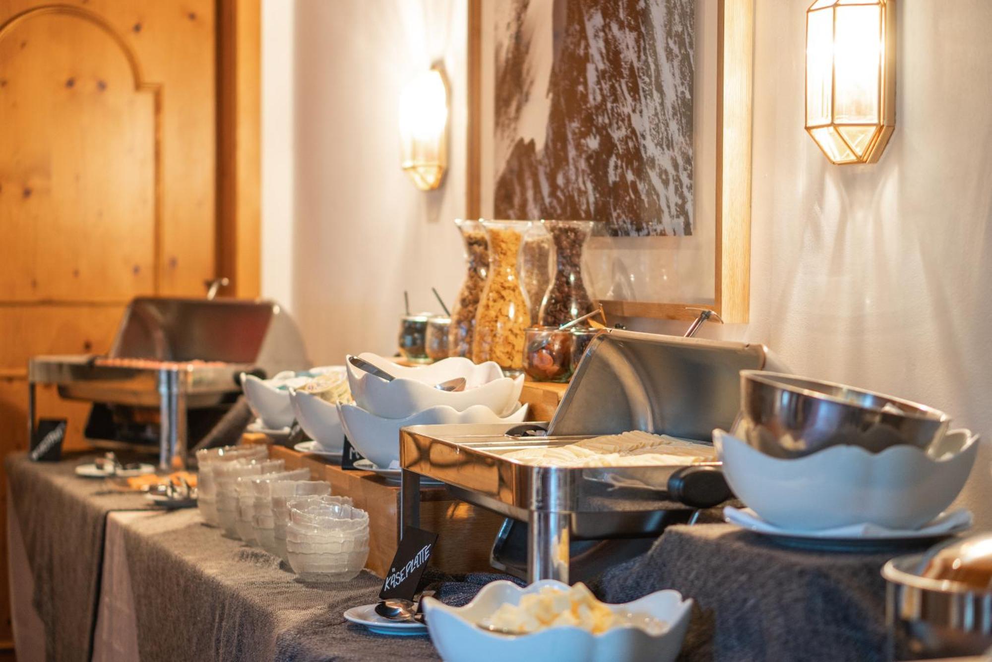 Studio Im Hotel Des Alpes Flims Exterior photo